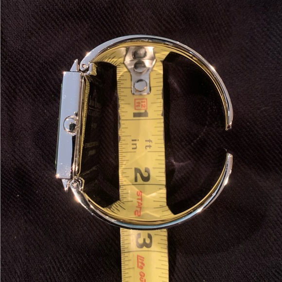 Joan Rivers Classics Watch - Picture 2 of 4